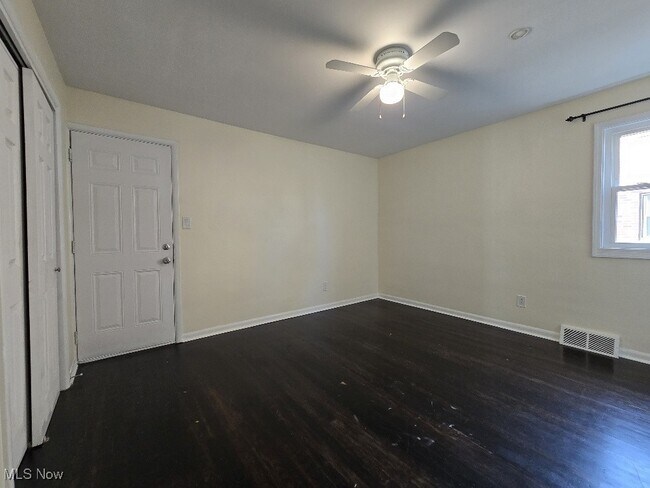 Building Photo - 2314 Westmoor Rd