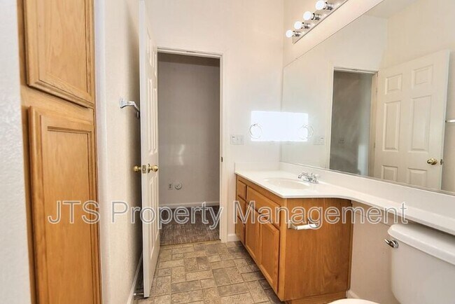 Building Photo - 506 Navigator Dr