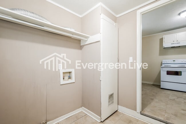 Building Photo - 119 Martin Rd