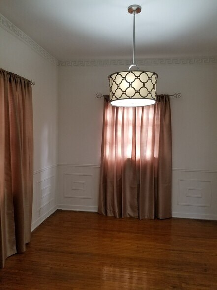 OFFICE/FORMAL DINING ROOM - 6328 Orange St