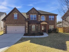 Building Photo - 8 Hillfoots Ct