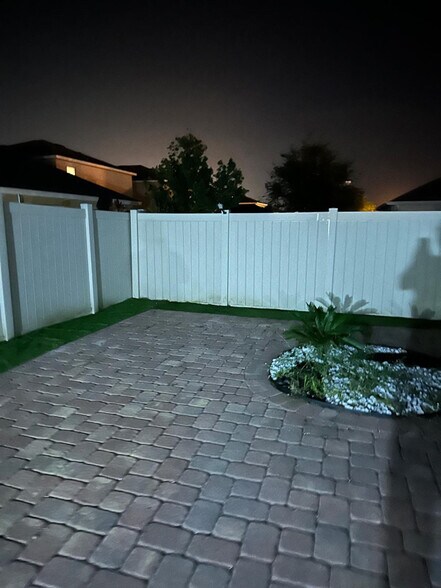 Building Photo - 5916 Briar Rose Wy