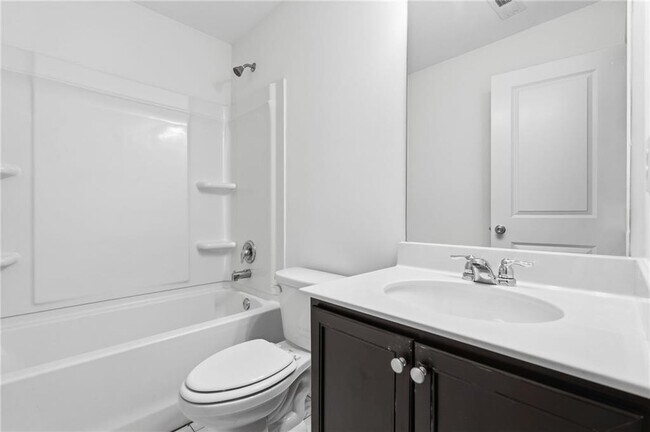 Building Photo - 7134 Gladstone Cir