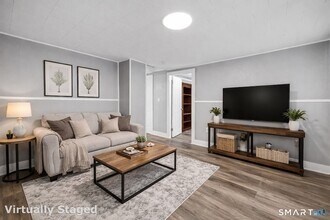 Building Photo - 62 Edgewood Rd