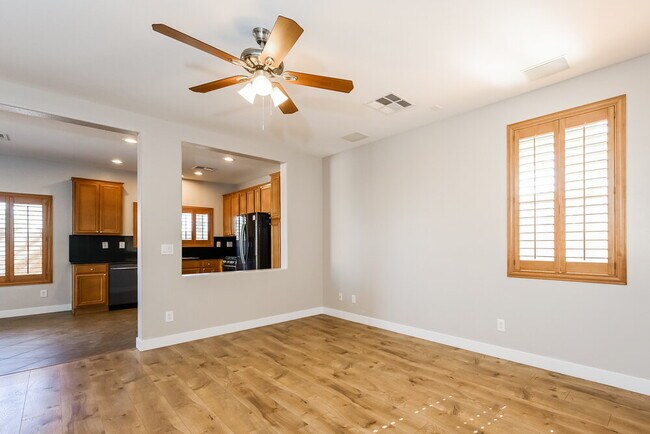 Building Photo - 44 Beach Haven Ave