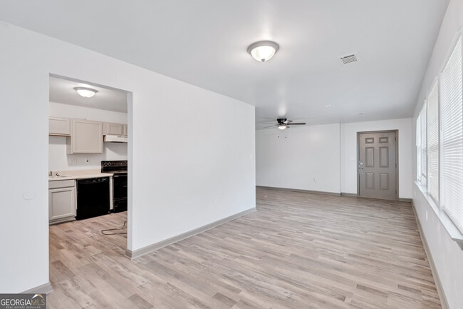 Building Photo - 968 Sexton Dr