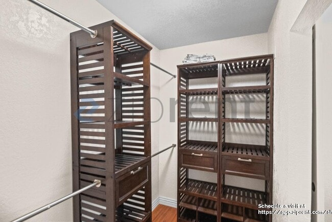 Building Photo - 41098 Bairo Ct