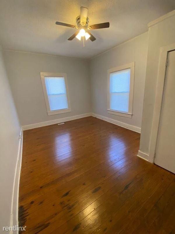 Building Photo - 2 br, 1 bath Townhome - 10 Bobo St.