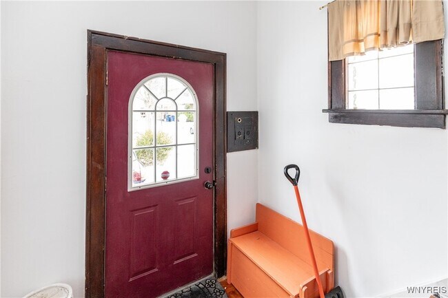 Building Photo - 189 Hamilton Dr