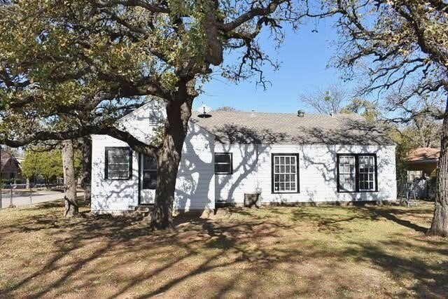 Building Photo - 4900 Morris Ave