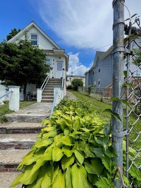 Building Photo - 7 Sweezy Ave
