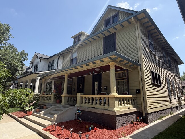 Building Photo - 1839 Talbott St