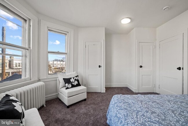 Building Photo - 312 E Eleanor St