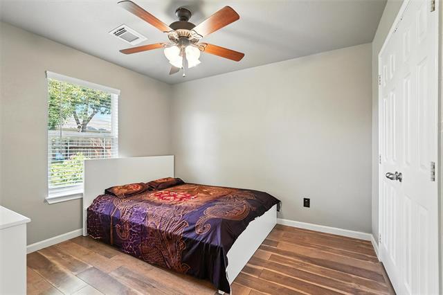 Building Photo - 3206 Kingsbrook Dr