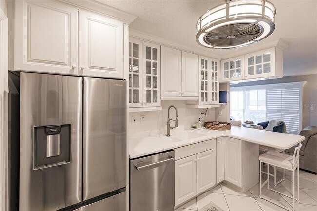 Building Photo - 6018 W Peppertree Way