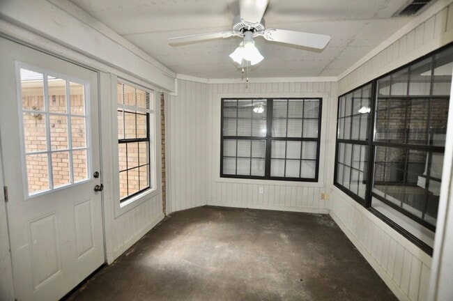 Building Photo - 103 Kenshire Ct