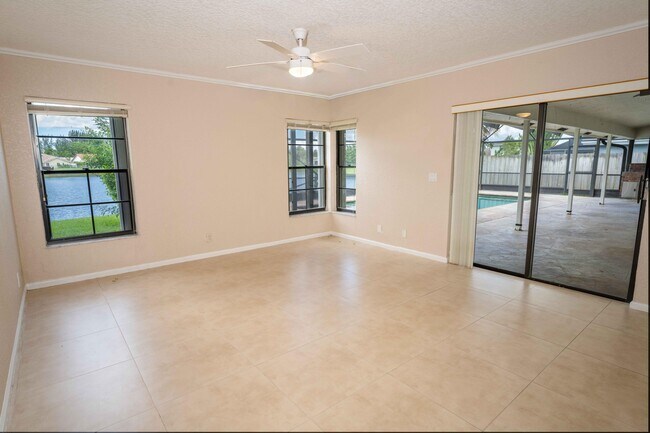 Building Photo - 11511 Island Lakes Ln