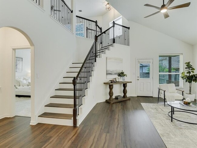 Building Photo - 736 Bonnet Blvd