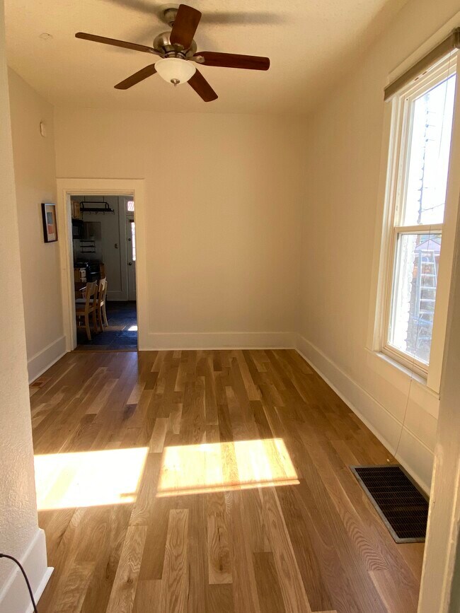 Building Photo - 3546 Lipan St