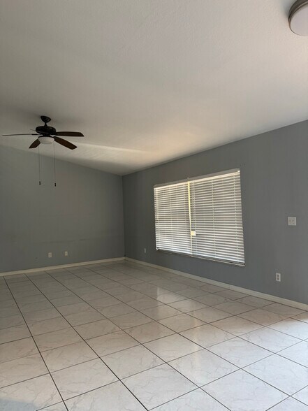 Building Photo - 1717 Powder Ridge Dr