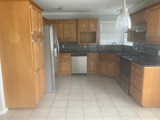 Building Photo - 204 Arroyo Dr