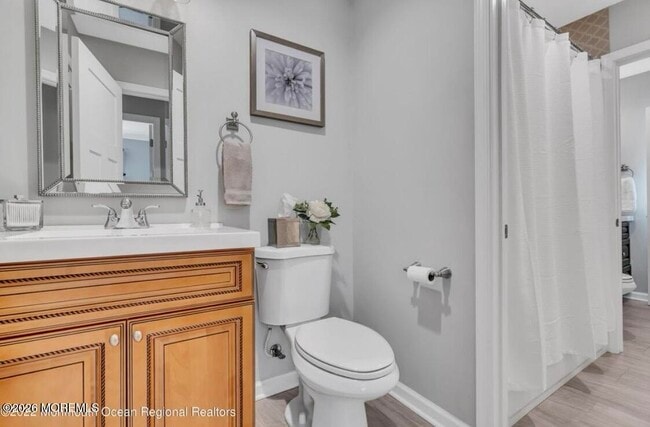 Building Photo - 35 Arno St