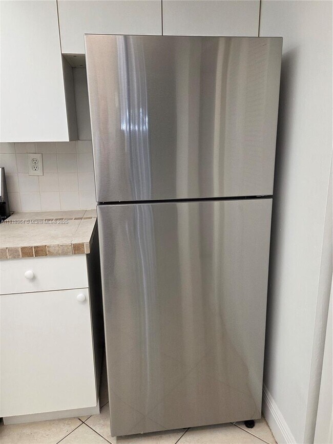 Building Photo - 7034 SW 114th Pl