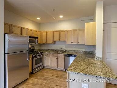 Building Photo - 110 Second St