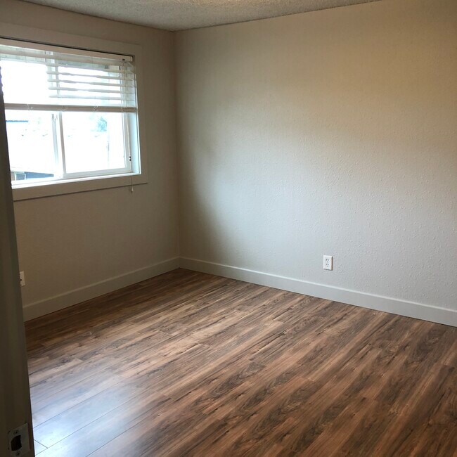 Building Photo - 1715 Franklin St