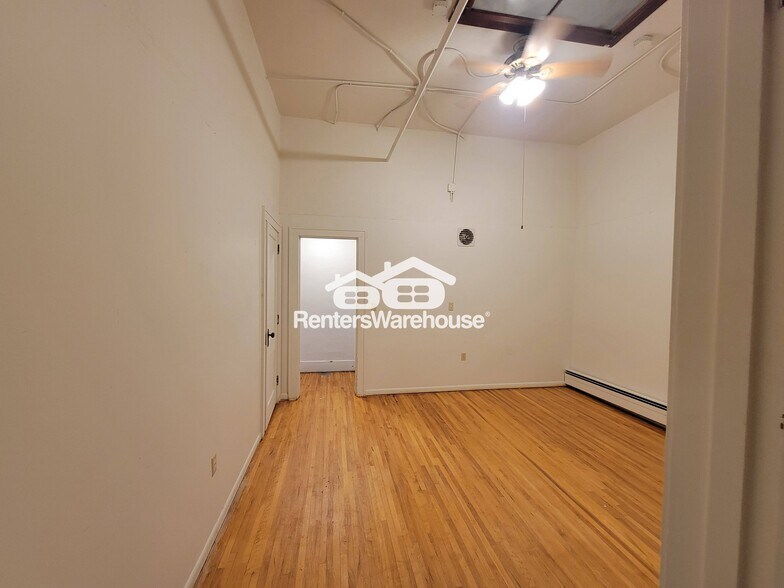 Building Photo - 101 2nd Ave N