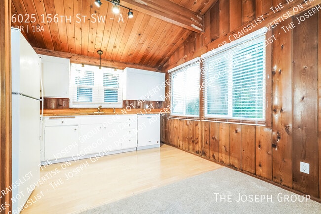 Building Photo - 6025 156th St SW