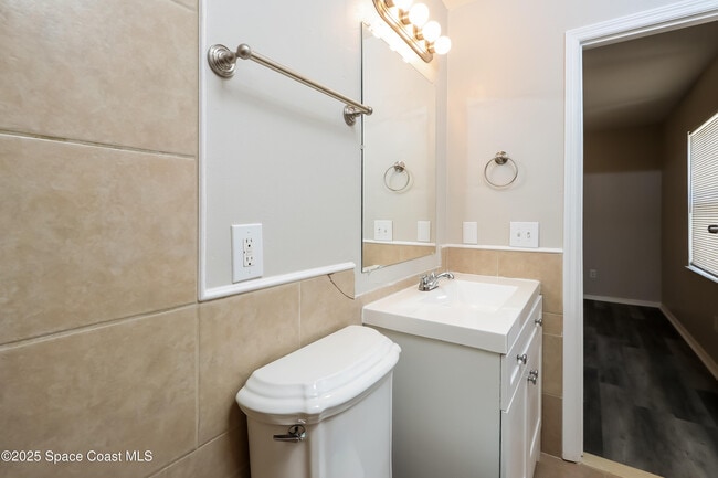 Building Photo - 2252 SE Berkshire Blvd