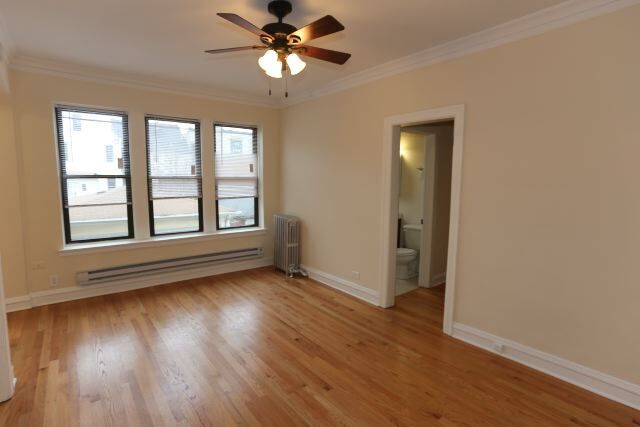 Building Photo - 4617 N Paulina St
