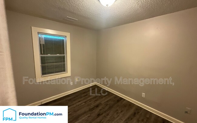 Building Photo - 2601 Dakar Ave