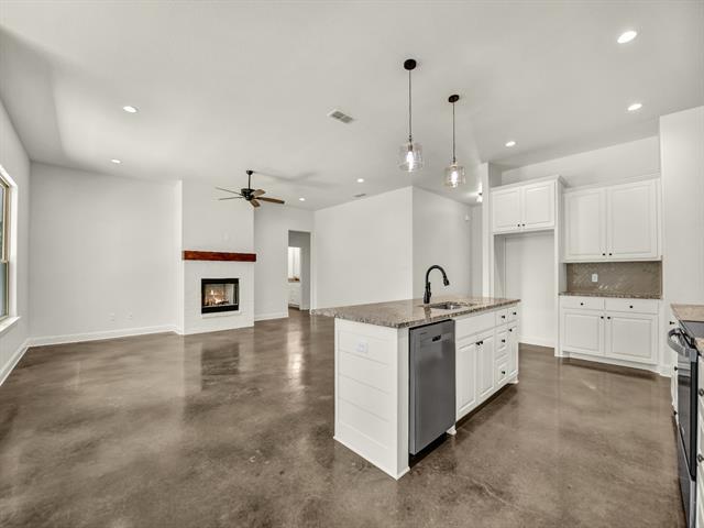 Building Photo - 183 Graystone Dr