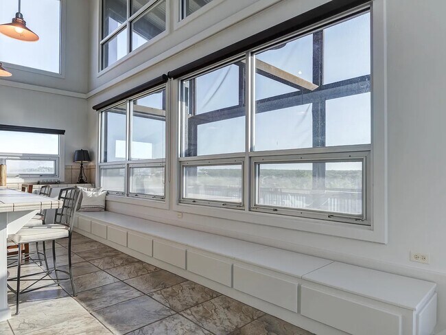 Building Photo - 46 Bonita Vista Dr