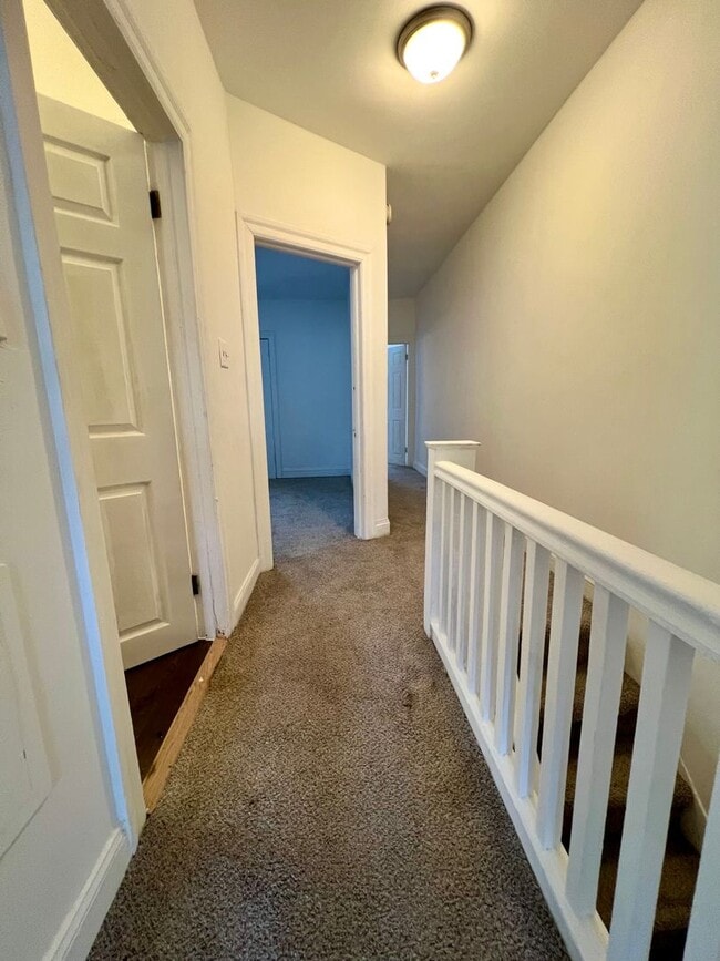 Building Photo - Gorgeous 3-Bedroom Townhome in Allegheny West! Available NOW!