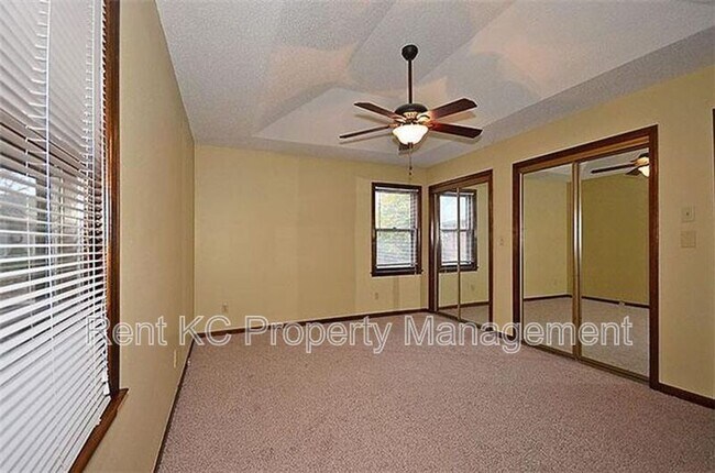 Building Photo - 1524 NE 99th St