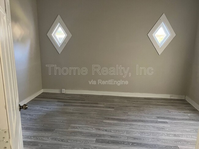 Building Photo - 333 Carolina Ave