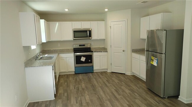 Building Photo - 522 Amelia Ct