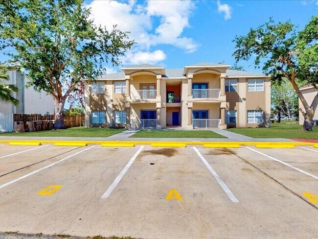 Building Photo - 206 Majors Ln