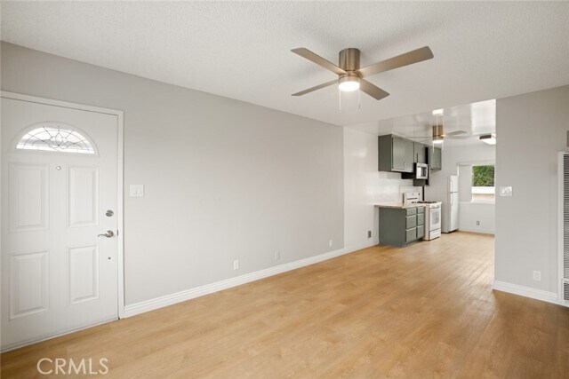 Building Photo - 740 W 27th St