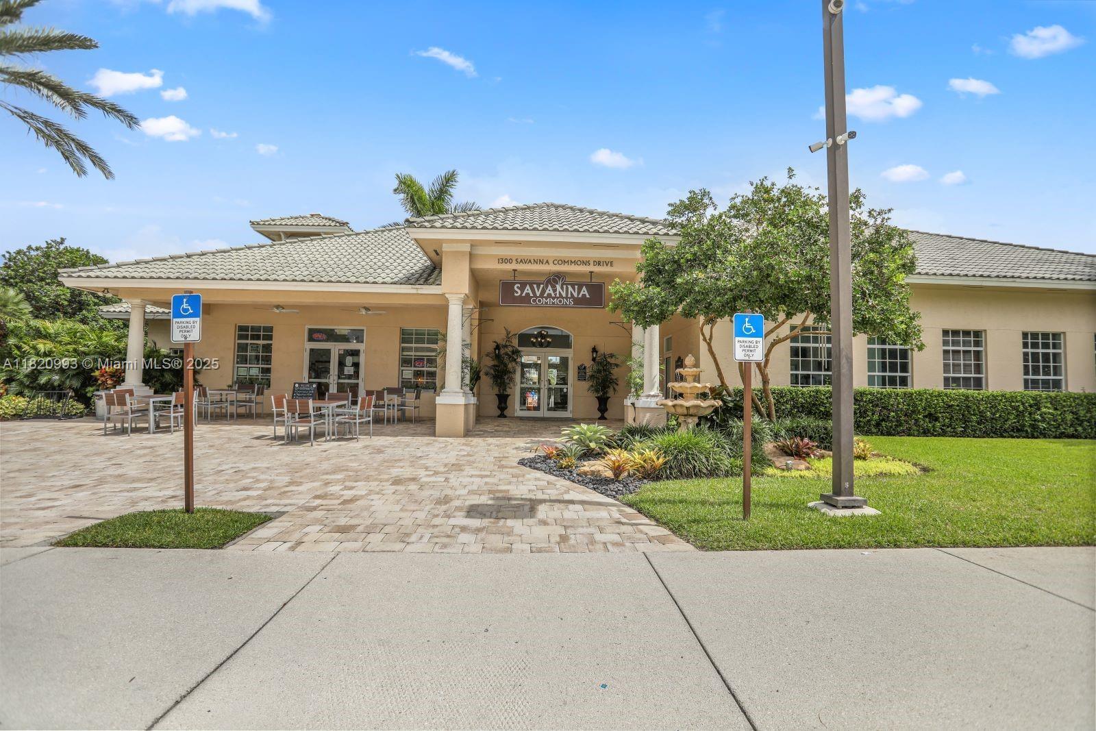 Building Photo - 1126 Golden Cane Dr