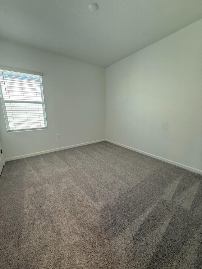 Building Photo - 6080 Zen Wy