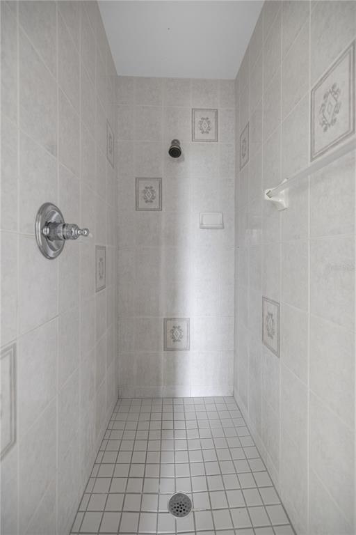 Building Photo - 1628 SE 29th Terrace