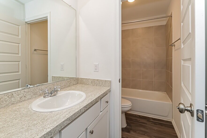 Building Photo - 16750 Rover Ln