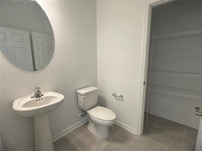 Building Photo - 1833 Cockpit Ln