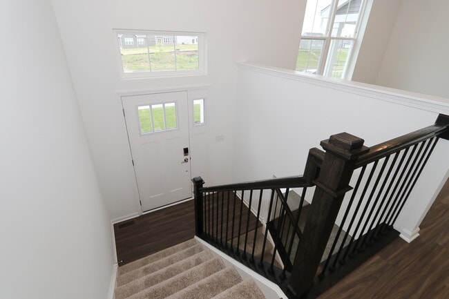 Building Photo - 2252 Stonegate Rd