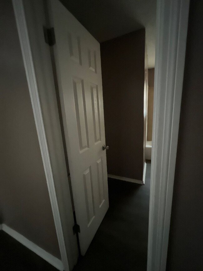 Building Photo - 1614 58th St