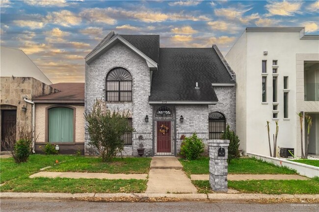 Primary Photo - 3113 S Casa Linda St